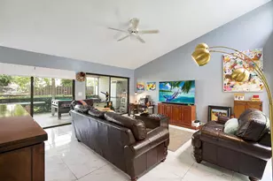378 SW 28th Ave, Delray Beach, FL 33445 - Photo 6