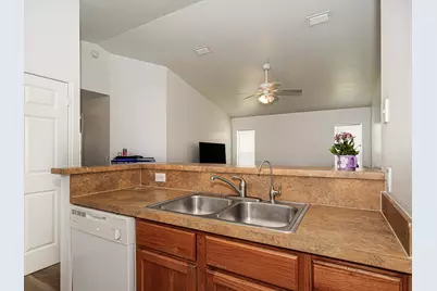 1575 17th Court SW, Vero Beach, FL 32962 - Photo 14