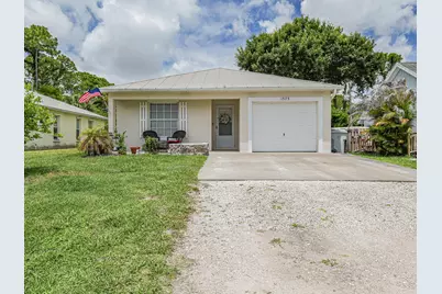 1575 17th Court SW, Vero Beach, FL 32962 - Photo 2