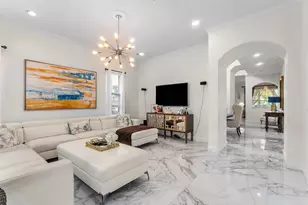 599 Cresta Cir, West Palm Beach, FL 33413 - Photo 10