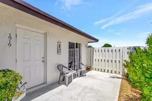 1919 Doffer Ln, Juno Beach, FL 33408 - Photo 2