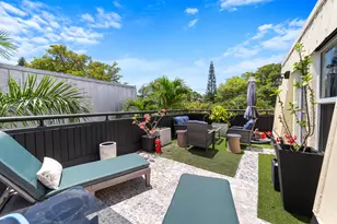 1351 NE 40th Pl, Oakland Park, FL 33334 - Photo 32