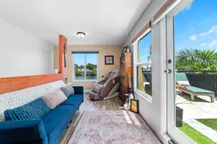 1351 NE 40th Pl, Oakland Park, FL 33334 - Photo 22