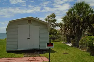 1133 Bayshore Dr, Fort Pierce, FL 34949 - Photo 38
