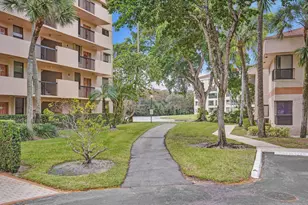 2768 Carambola Cir S, Coconut Creek, FL 33066 - Photo 4