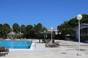 470 Executive Center Dr, West Palm Beach, FL 33401 - Photo 2