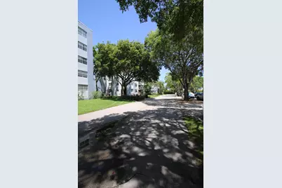 470 Executive Center Drive #3b, West Palm Beach, FL 33401 - Photo 4