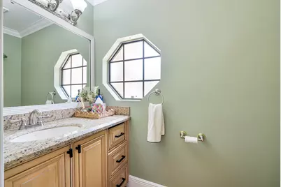 523 NW 38th Terrace, Deerfield Beach, FL 33442 - Photo 8