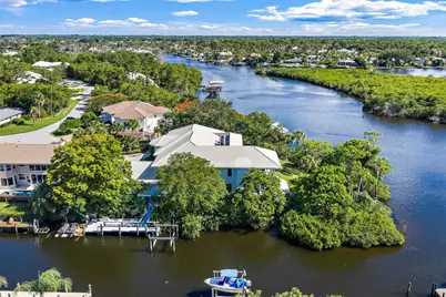 8818 SE Riverfront Terrace, Jupiter, FL 33469 - Photo 8