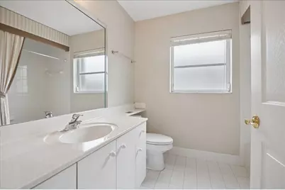 10884 Royal Caribbean Circle, Boynton Beach, FL 33437 - Photo 12