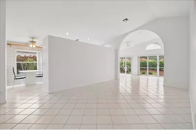 10884 Royal Caribbean Circle, Boynton Beach, FL 33437 - Photo 20