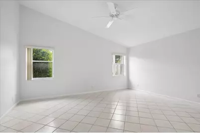 10884 Royal Caribbean Circle, Boynton Beach, FL 33437 - Photo 16