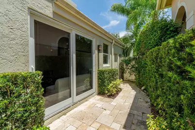 2402 Players Court, Wellington, FL 33414 - Photo 32