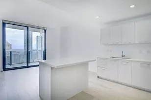 45 SW 9th St, Miami, FL 33130 - Photo 6