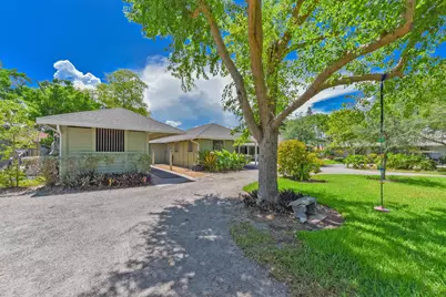 2040 Appaloosa Trail, Wellington, FL 33414 - Photo 4