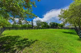 2040 Appaloosa Trail, Wellington, FL 33414 - Photo 18