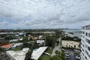 11930 N Bayshore Dr, North Miami, FL 33181 - Photo 14
