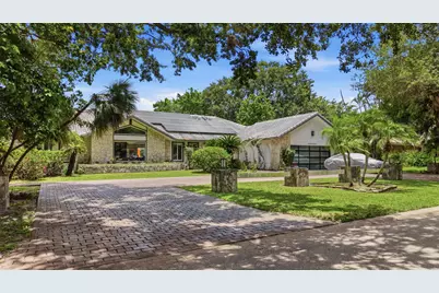 251 NW 104th Avenue, Coral Springs, FL 33071 - Photo 6