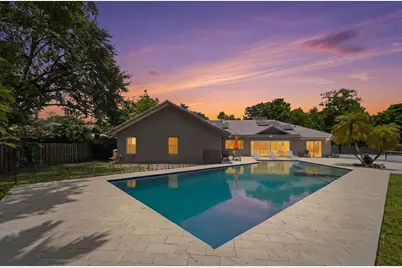 251 NW 104th Avenue, Coral Springs, FL 33071 - Photo 4