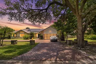 251 NW 104th Ave, Coral Springs, FL 33071 - Photo 2