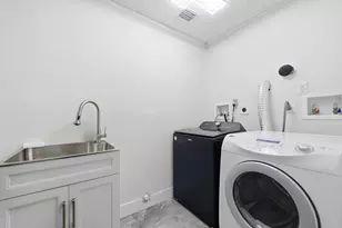251 NW 104th Ave, Coral Springs, FL 33071 - Photo 40
