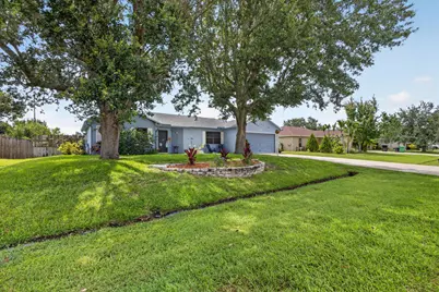 2273 SW Plymouth Street, Port Saint Lucie, FL 34953 - Photo 4