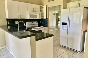2585 NW 79th Ave, Margate, FL 33063 - Photo 12