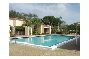 6729 Coral Lake Dr, Margate, FL 33063 - Photo 10