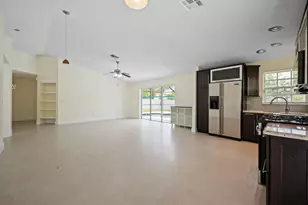 13400 NW 5th Ct, Plantation, FL 33325 - Photo 6