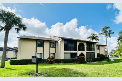 433 Pine Glen Lane #C2, Greenacres, FL 33463 - Photo 1