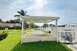 433 Pine Glen Ln, Greenacres, FL 33463 - Photo 50