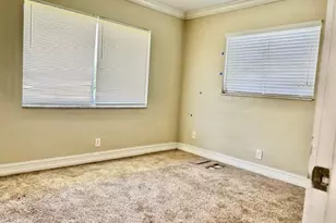 1912 NW 38th St, Oakland Park, FL 33309 - Photo 16