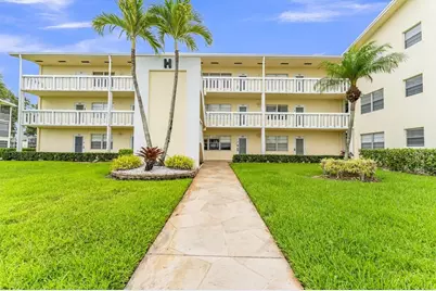 297 Dorset H, Boca Raton, FL 33434 - Photo 2