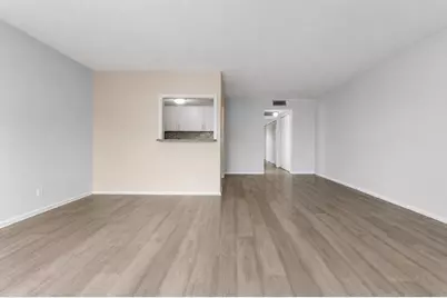 297 Dorset H, Boca Raton, FL 33434 - Photo 10