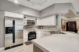 235 NE 1st St, Delray Beach, FL 33444 - Photo 10