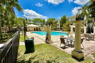 500 N Crestwood Ct Ct N, Royal Palm Beach, FL 33411 - Photo 22