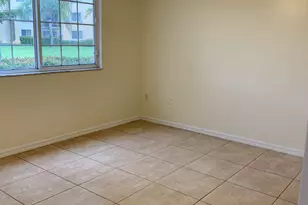 500 N Crestwood Ct Ct N, Royal Palm Beach, FL 33411 - Photo 12