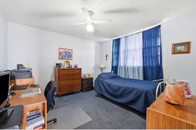 901 Colony Point Circle #523, Pembroke Pines, FL 33026 - Photo 24