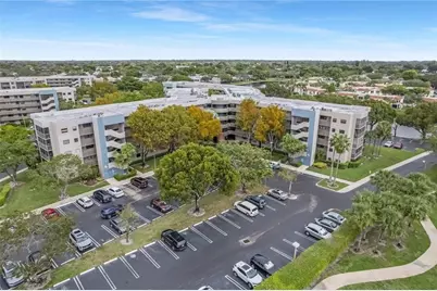 901 Colony Point Circle #523, Pembroke Pines, FL 33026 - Photo 34