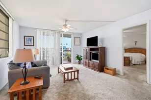 901 Colony Point Cir, Pembroke Pines, FL 33026 - Photo 16
