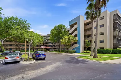 901 Colony Point Circle #523, Pembroke Pines, FL 33026 - Photo 42