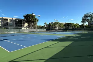 901 Colony Point Cir, Pembroke Pines, FL 33026 - Photo 30