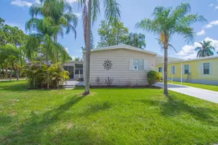 78 W Caribbean, Port Saint Lucie, FL 34952 - Photo 10