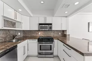 250 S Ocean Blvd, Delray Beach, FL 33483 - Photo 10