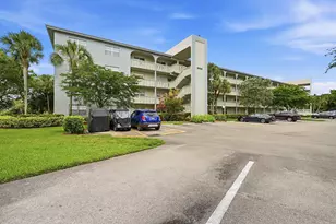 3004 Portofino Isle, Coconut Creek, FL 33066 - Photo 8