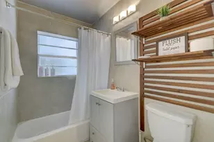 2740 NE 30th Pl, Fort Lauderdale, FL 33306 - Photo 10
