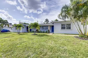 2740 NE 30th Pl, Fort Lauderdale, FL 33306 - Photo 6