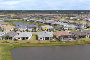 818 SE Courances Dr, Port Saint Lucie, FL 34984 - Photo 6