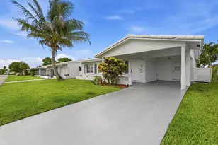 8410 NW 59th Pl, Tamarac, FL 33321 - Photo 4