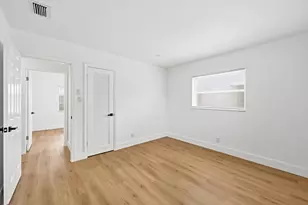 8410 NW 59th Pl, Tamarac, FL 33321 - Photo 16